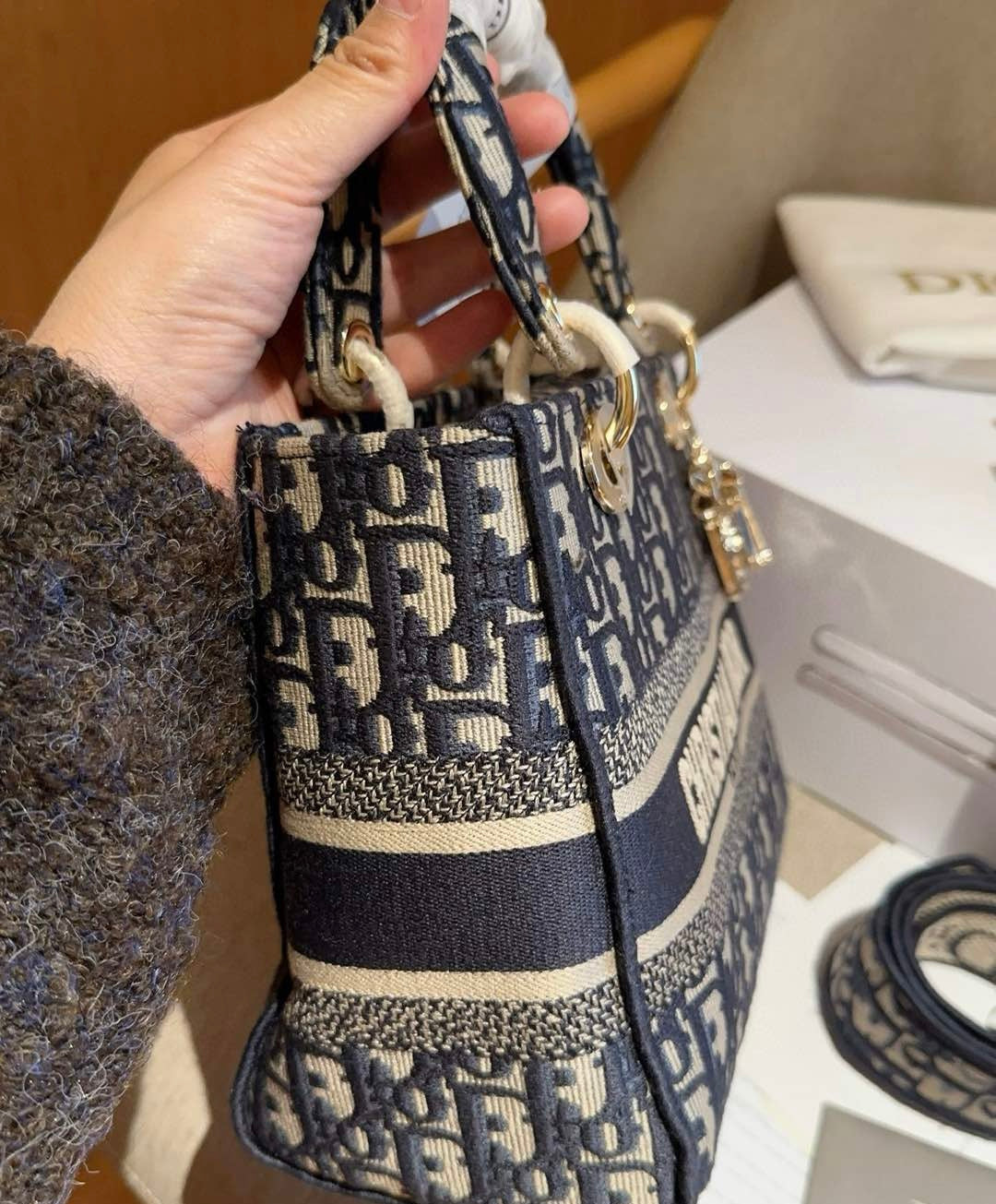 Dior D-lite medium monogram bag