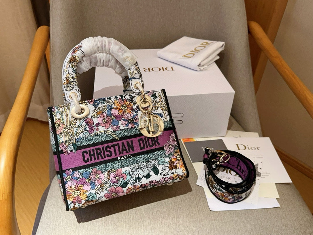 Dior D-lite medium flower bag
