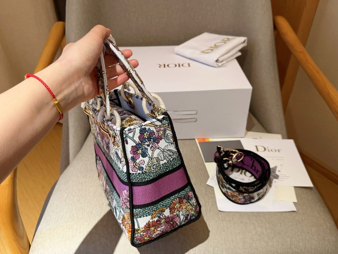 Dior D-lite medium flower bag