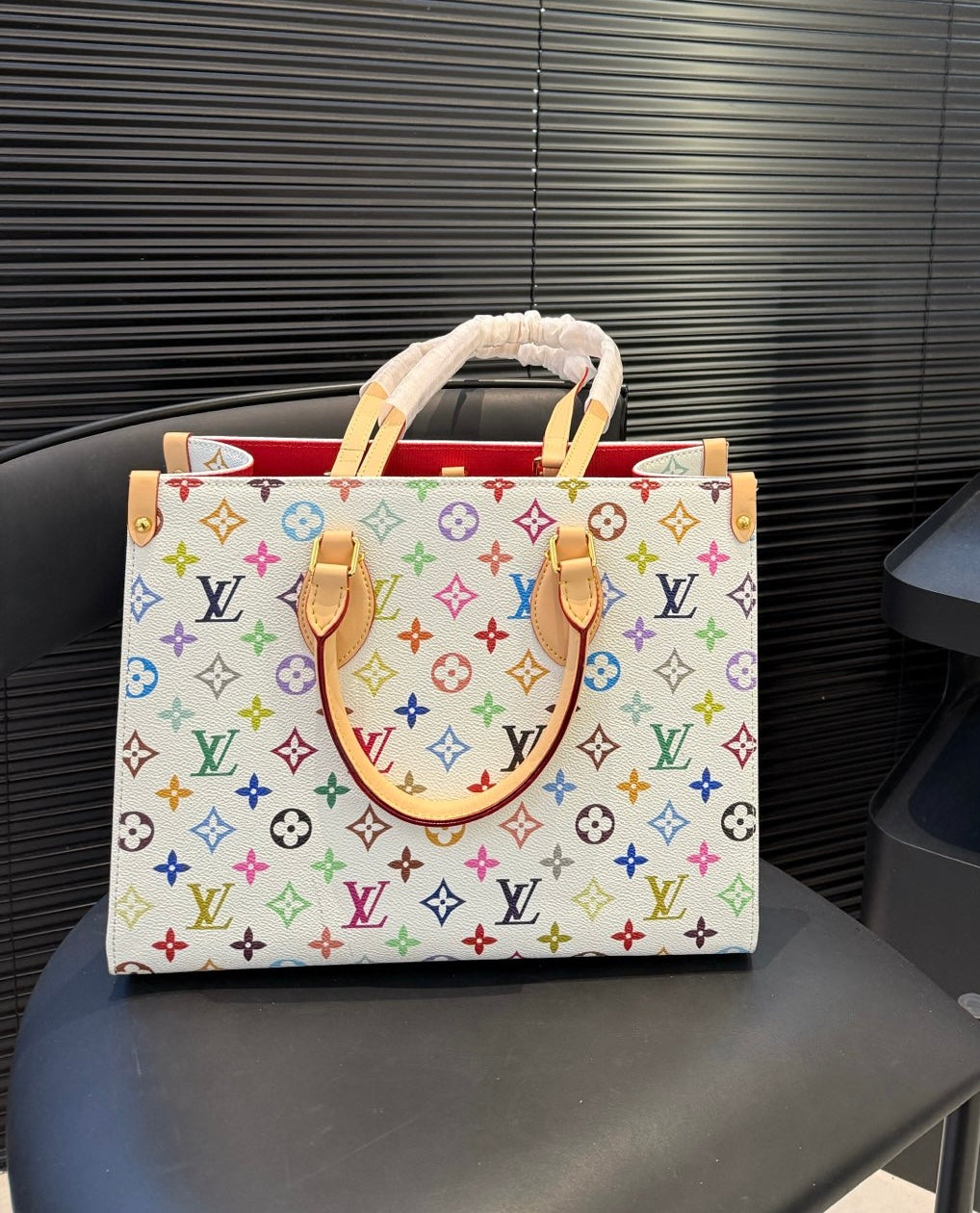 LV OnTheGo monogram bag
