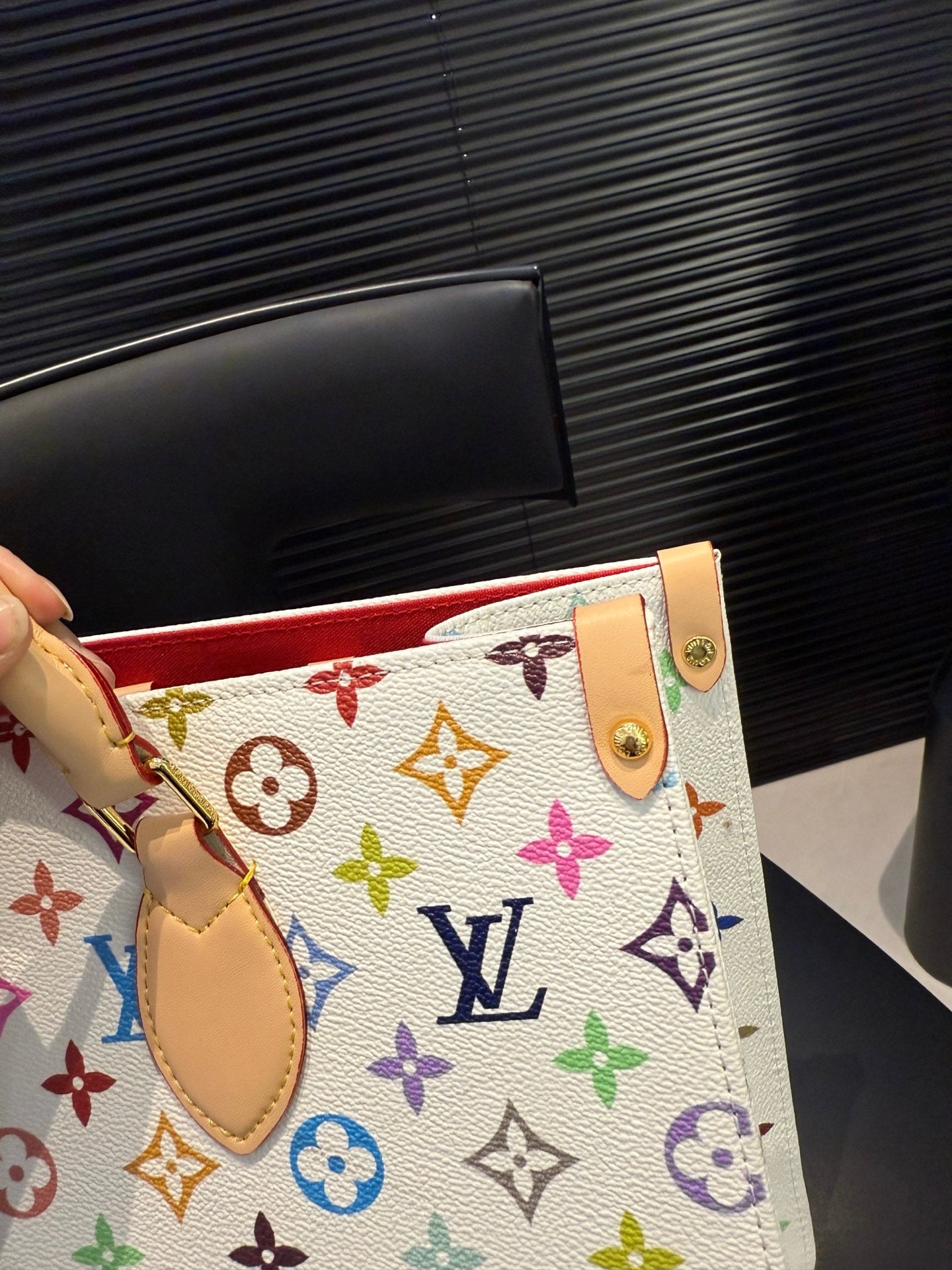 LV OnTheGo monogram bag