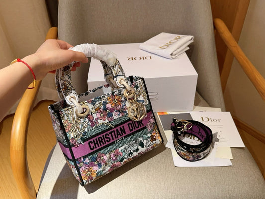 Dior D-lite medium flower bag