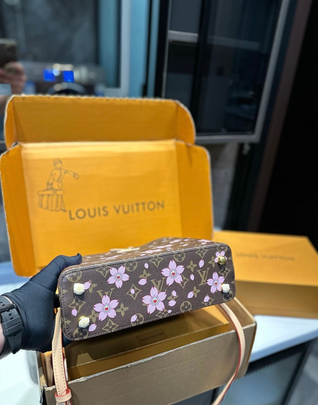 LV X Murakami capucines
