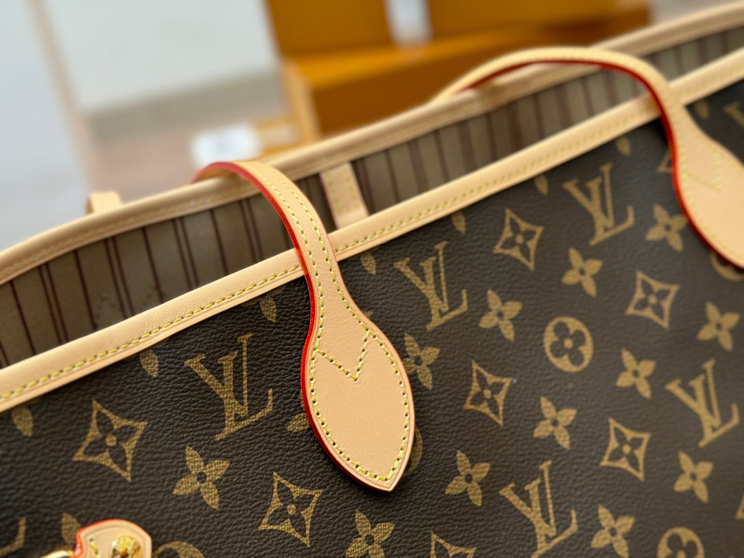 LV neverfull monogram bag