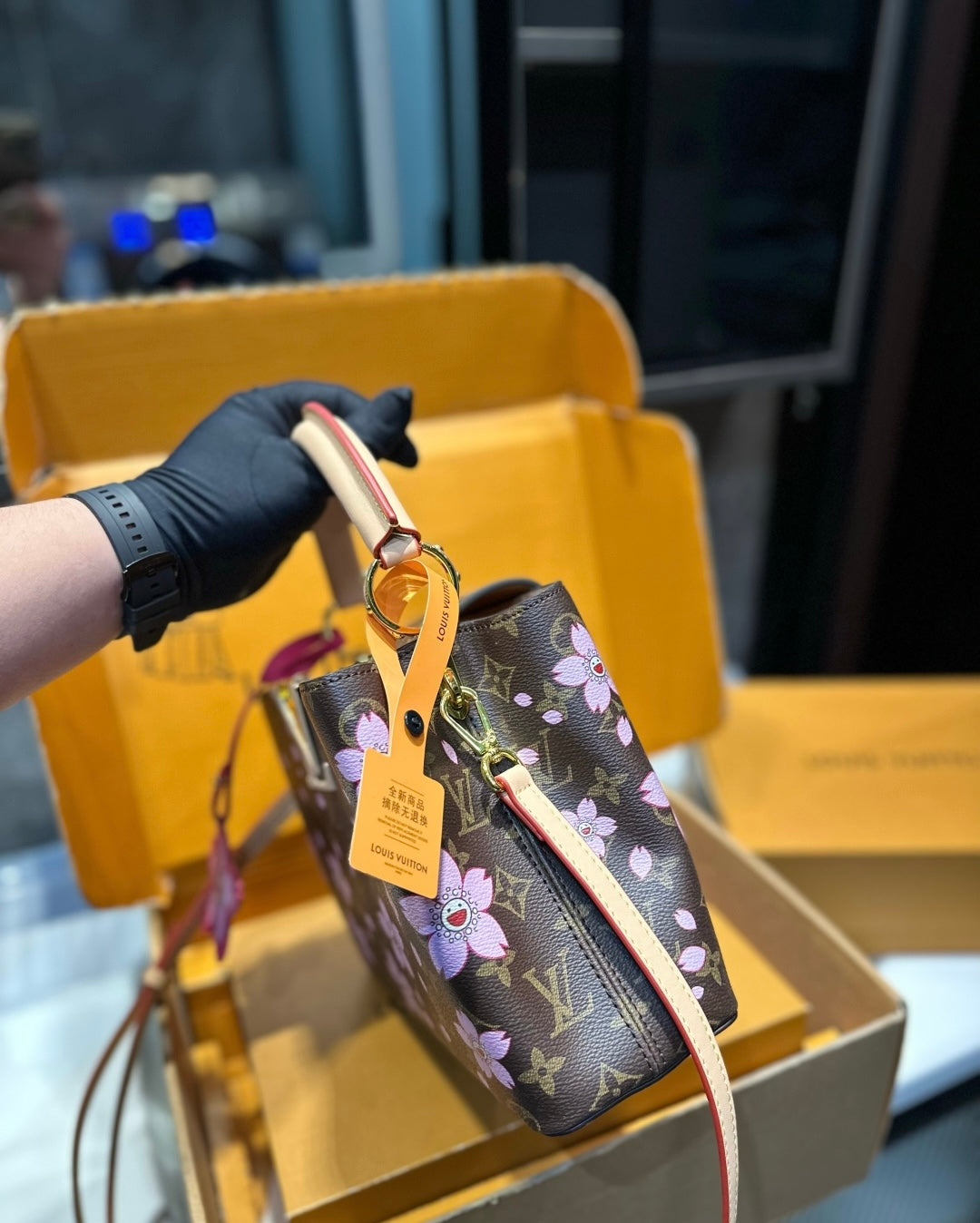 LV X Murakami capucines