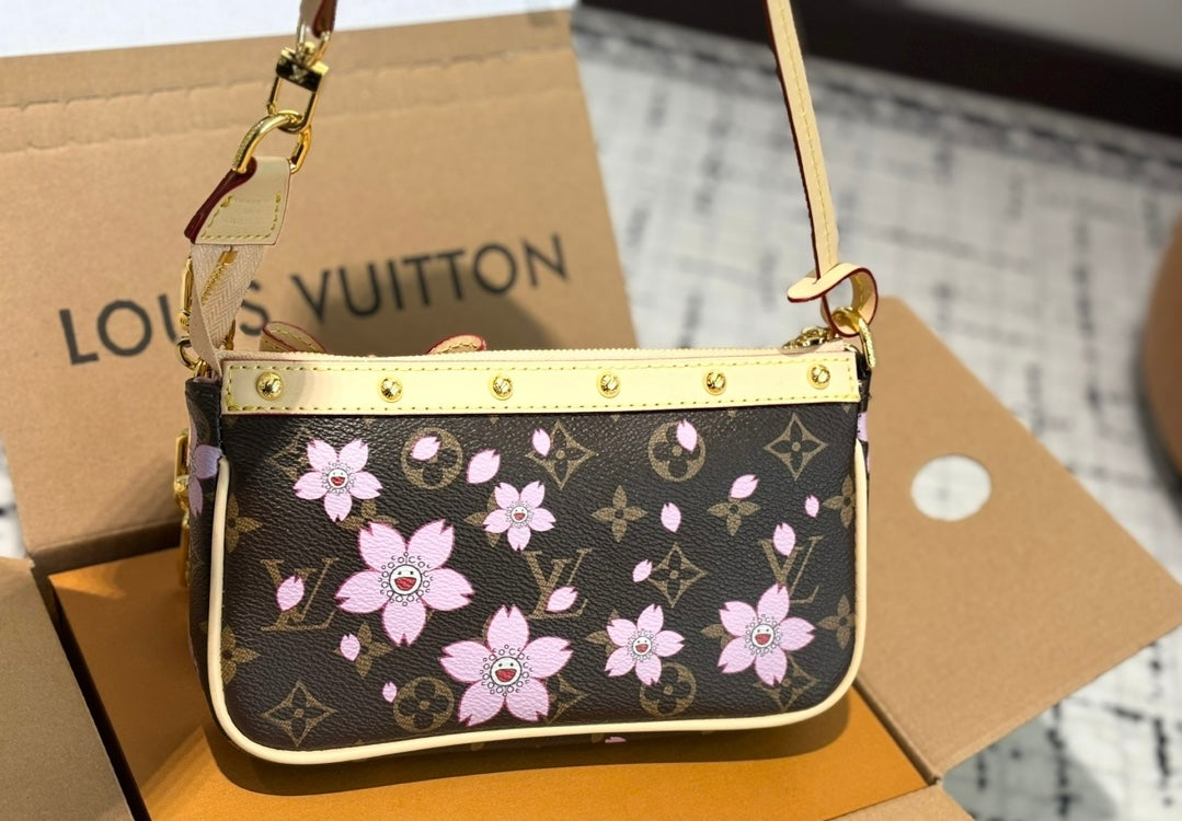 LV x TM pochette monogram Murakami