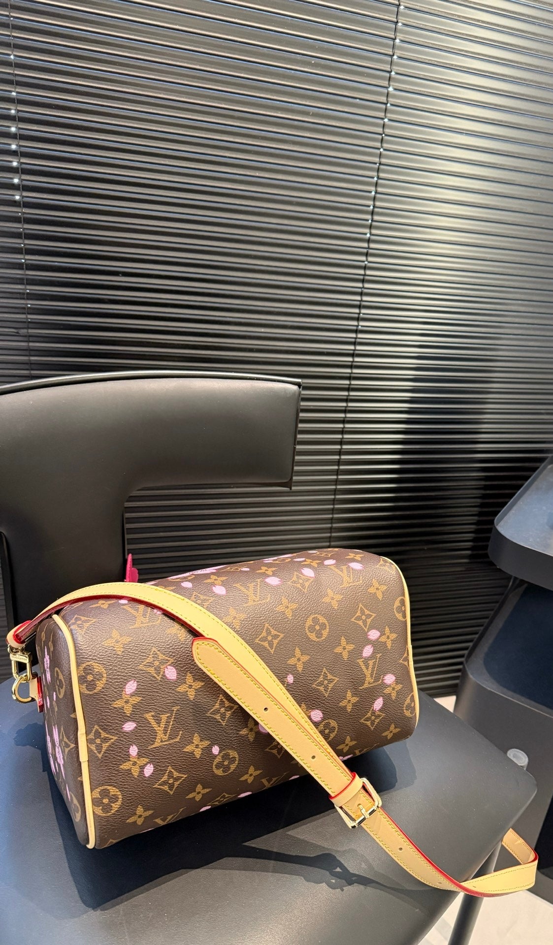 LV x TM Keepall Bandoulière 45
