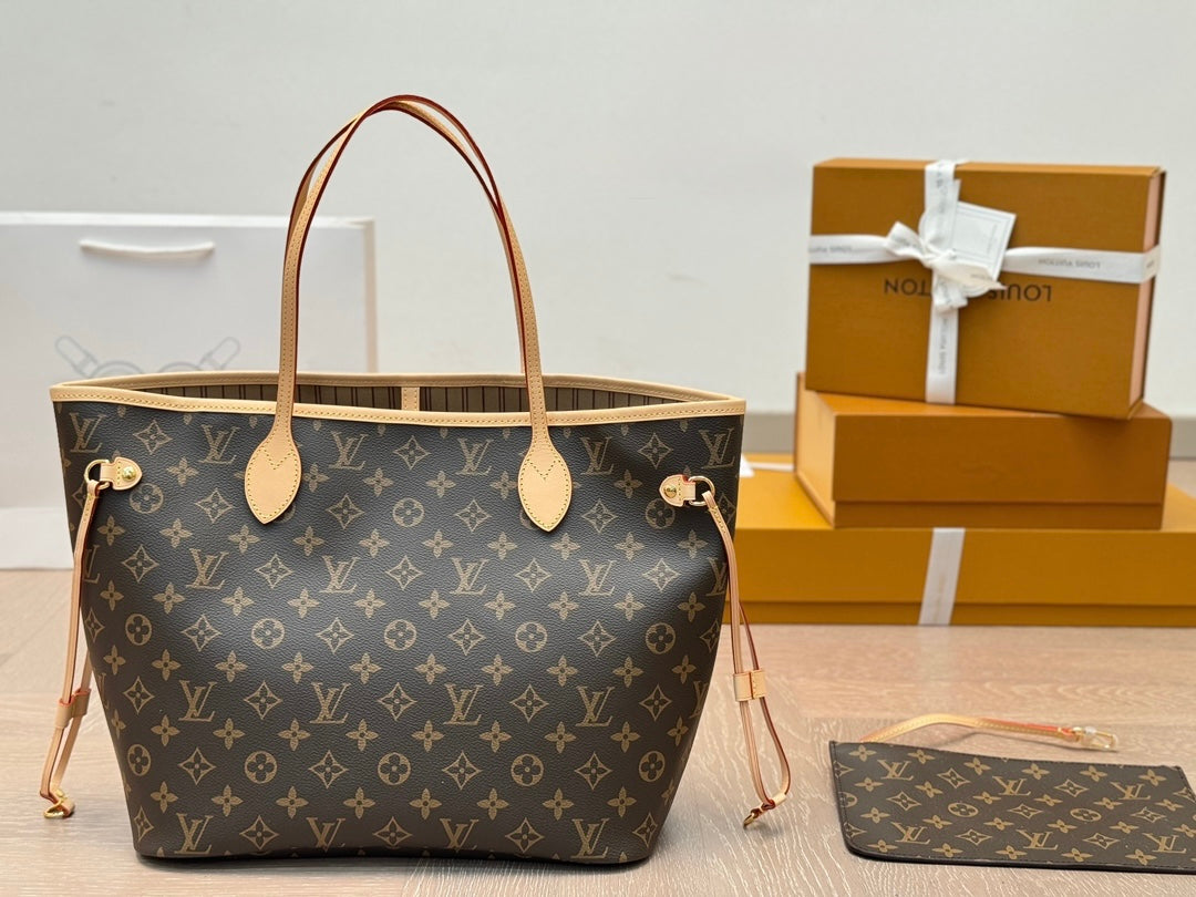 LV neverfull monogram bag