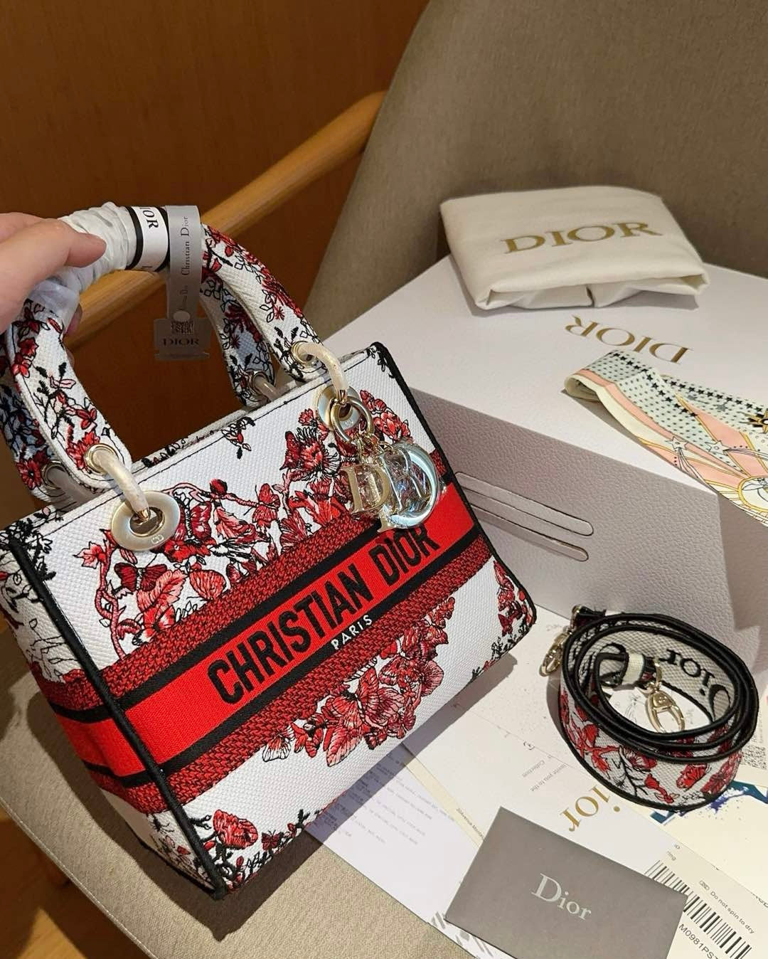 Dior D-lite medium heart bag