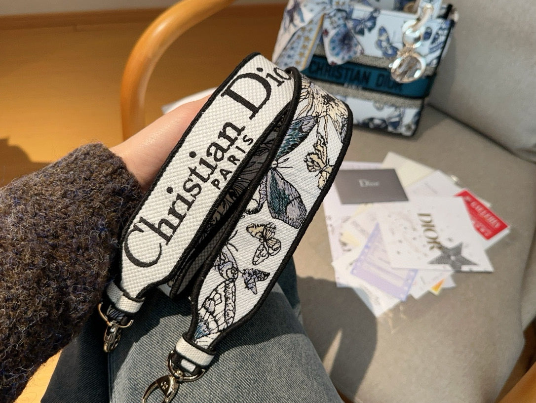 Dior D-lite medium blue bag
