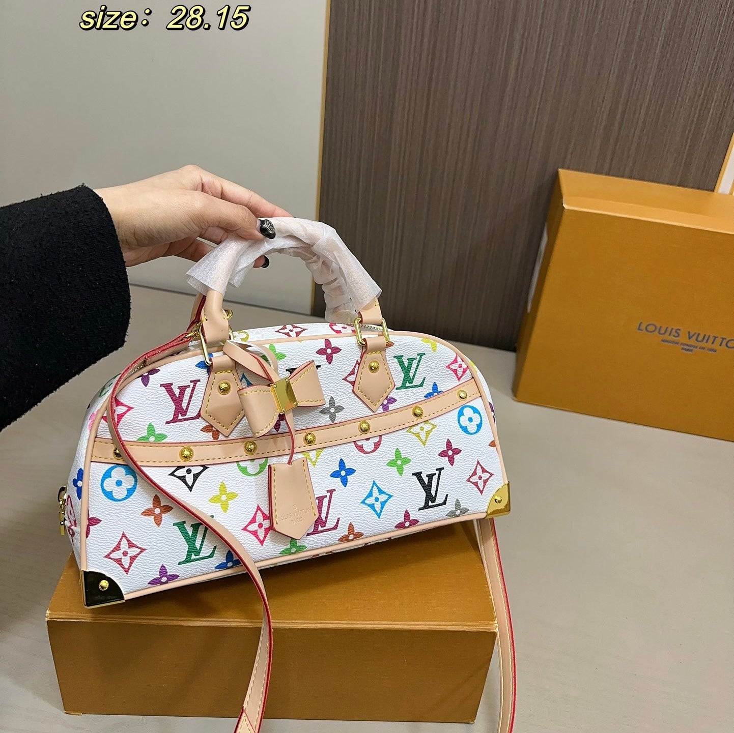 LV x TM Borsa East West
