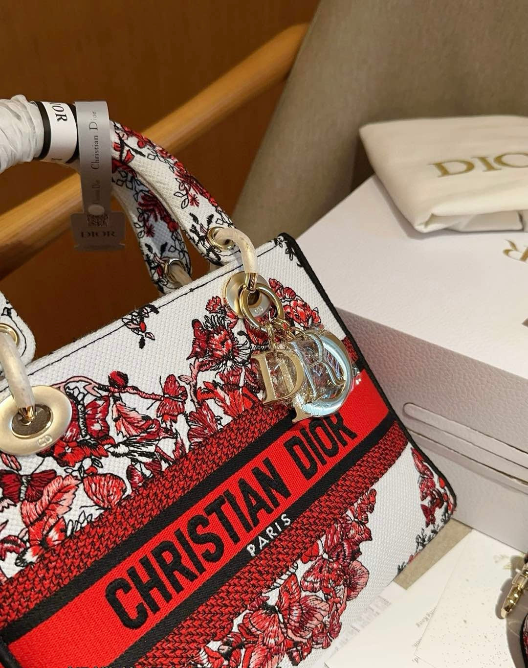 Dior D-lite medium heart bag