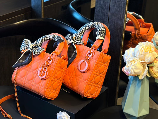 Matte Lady D princess bag